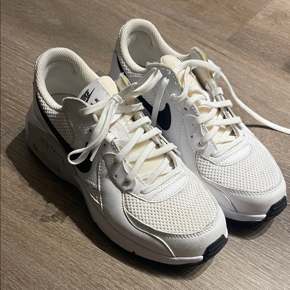Nike Air Max White and Black Trainers